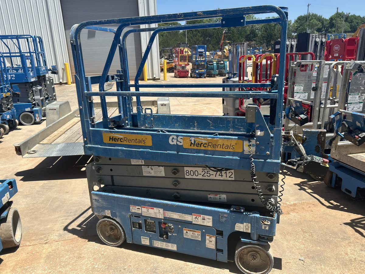 2019 Genie GS-1930
