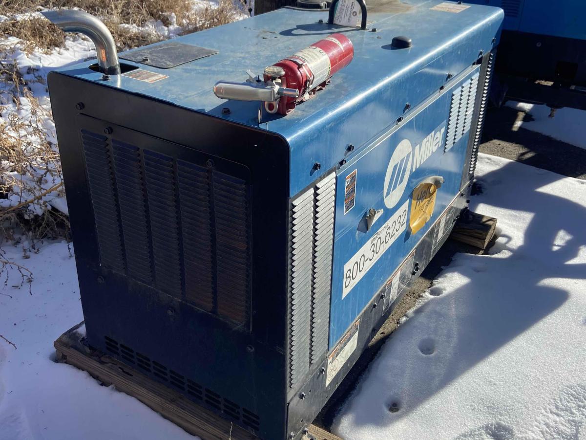 2021 Miller Big Blue 400 Pro