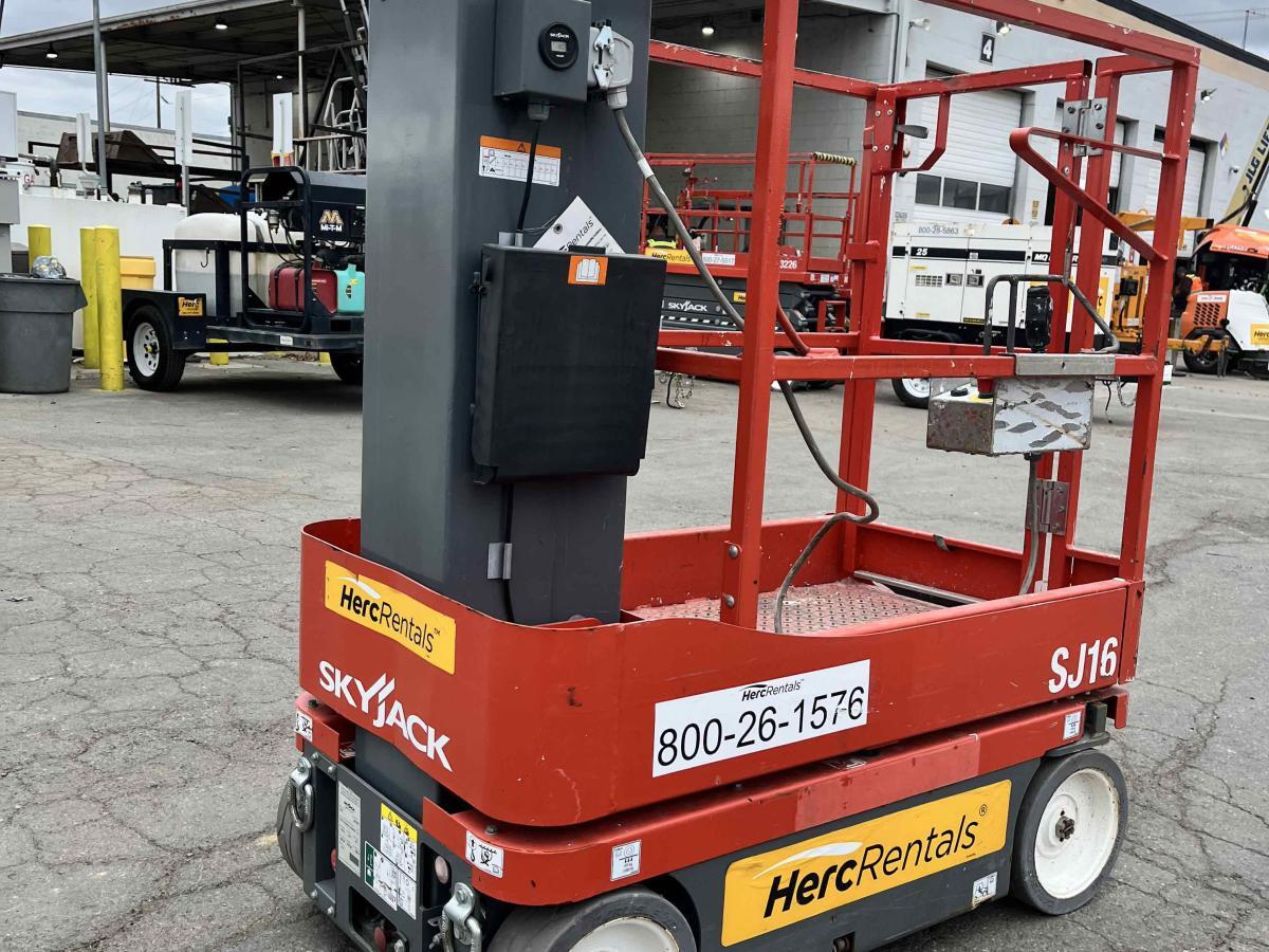 2019 Skyjack SJ16-2