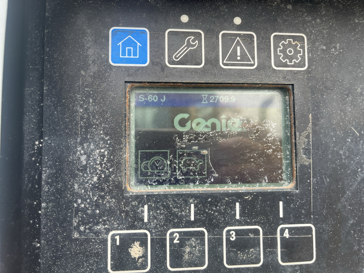 2021 Genie S-60J