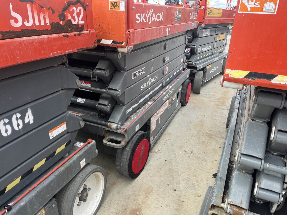 2017 Skyjack SJ4632-4