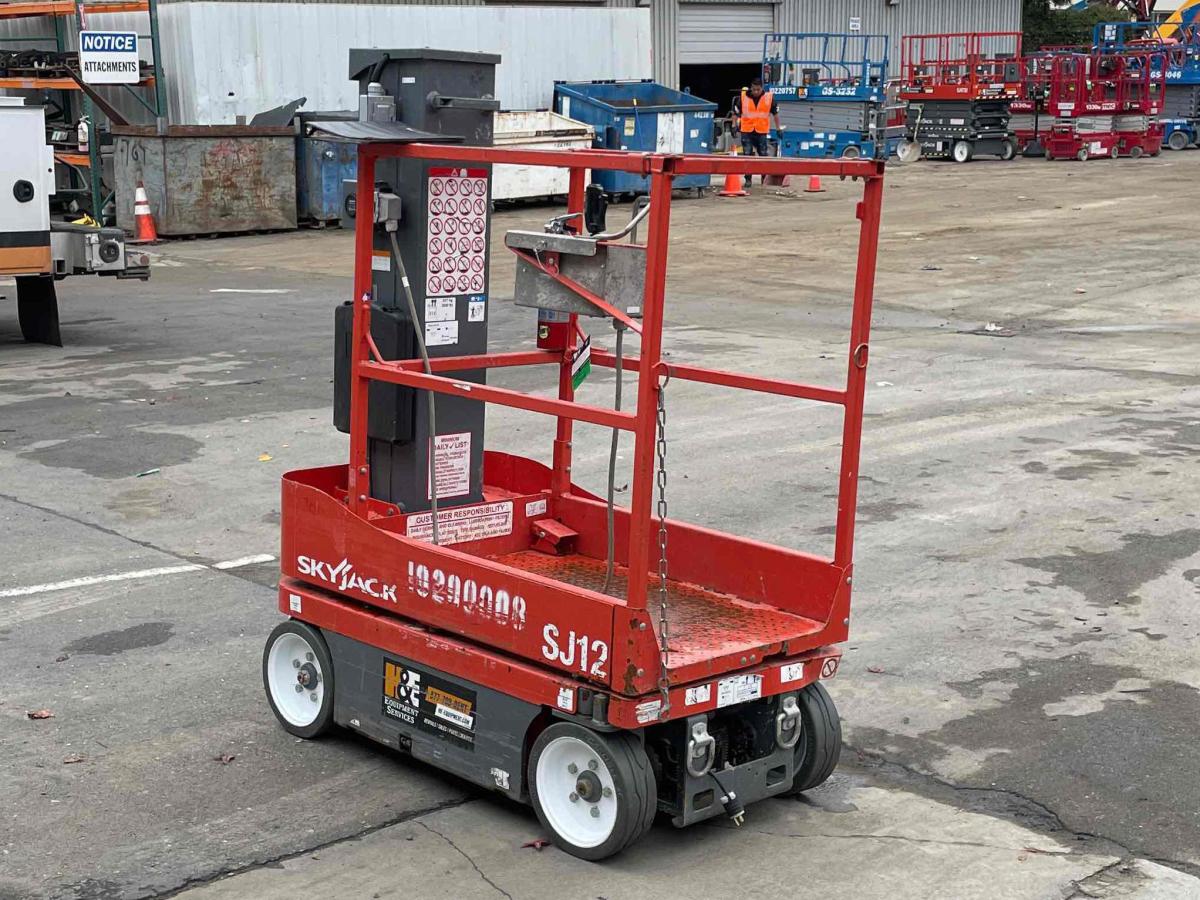 2016 Skyjack SJ12