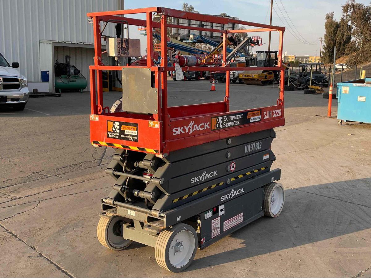 2016 Skyjack SJ3226