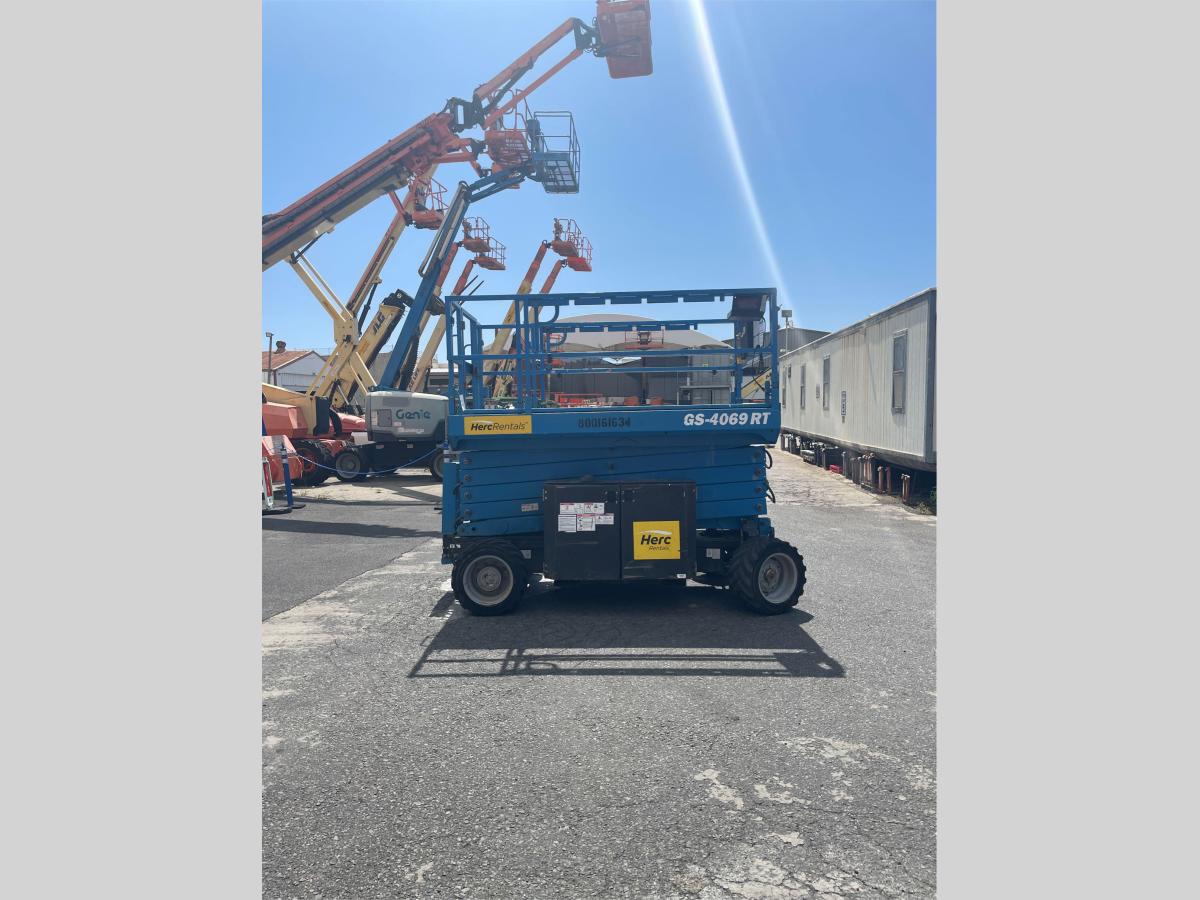 2017 Genie GS-4069 RT-6