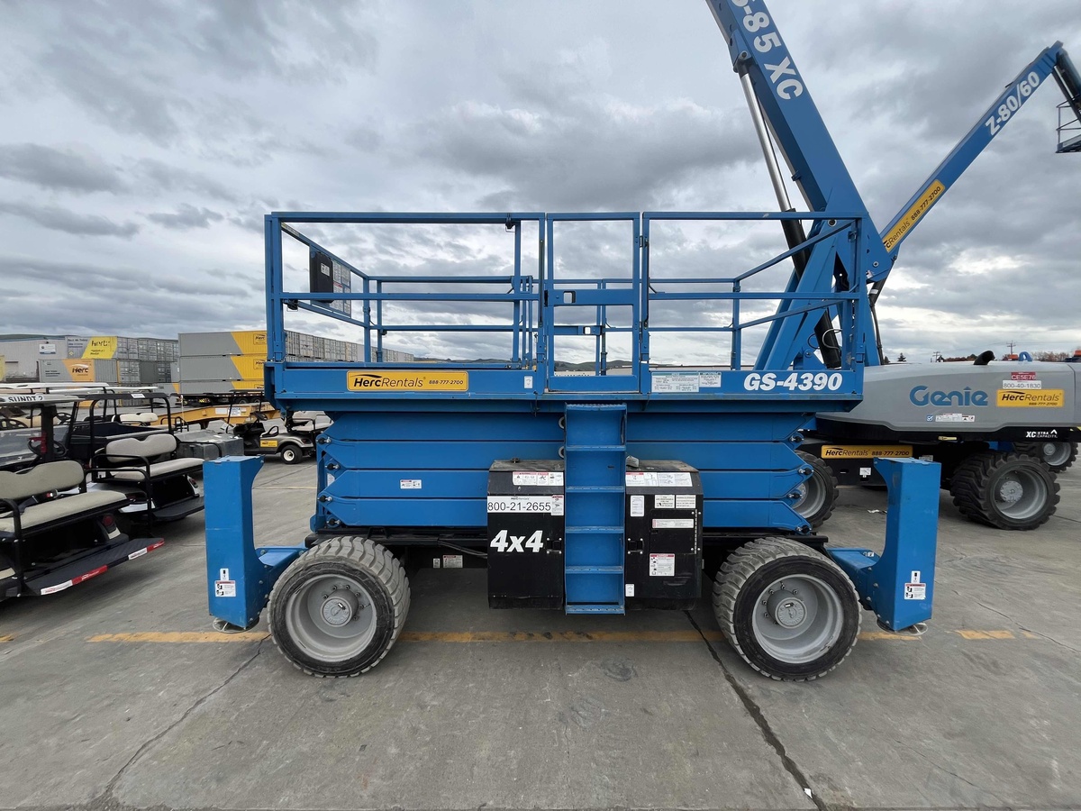 2018 Genie GS-4390 RT-3