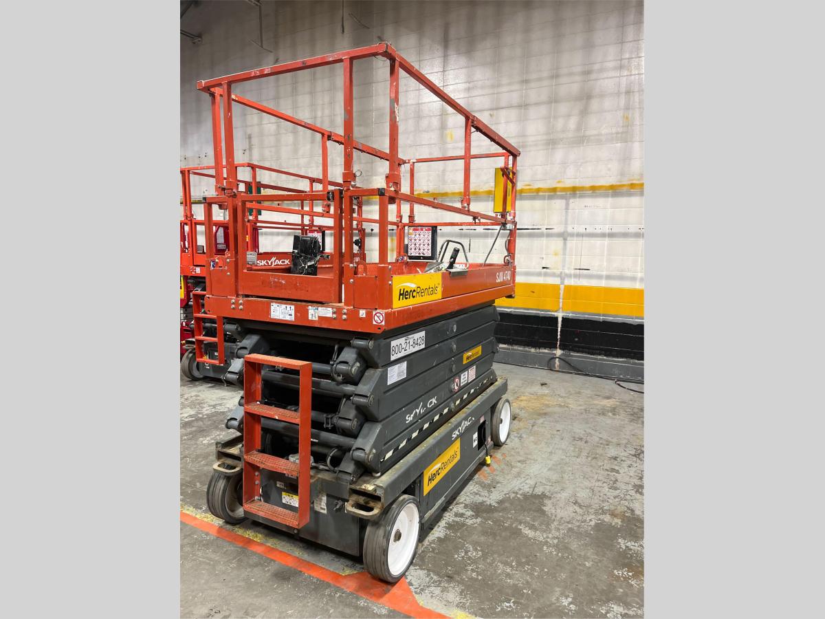 2018 Skyjack SJ4740-3