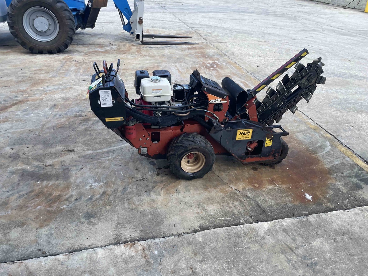 2012 Ditch Witch RT12-2