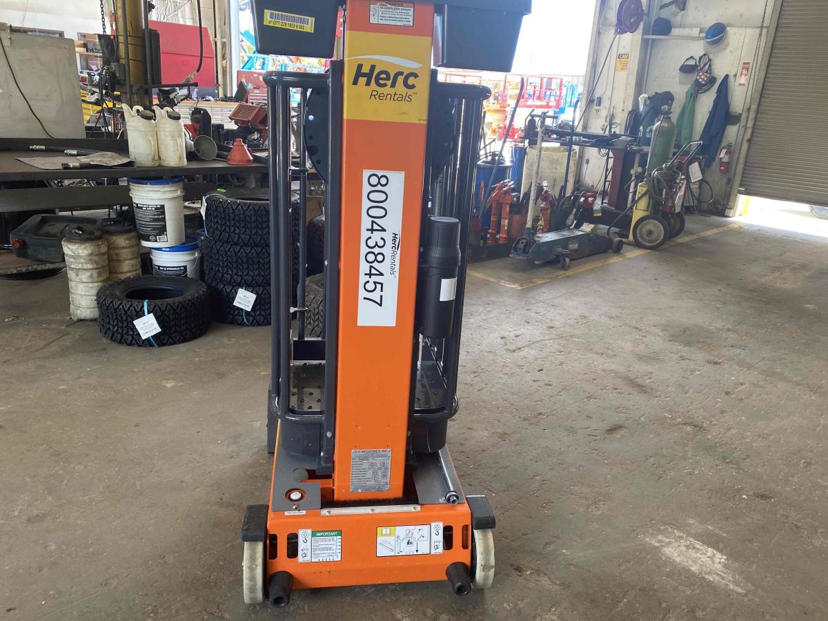 2023 JLG EcoLift 50