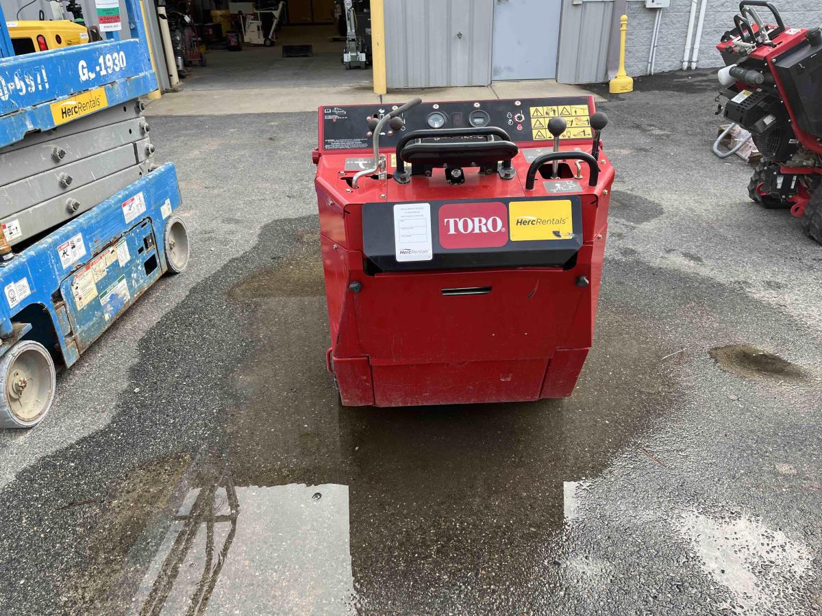 2021 Toro DINGO TX 427-4