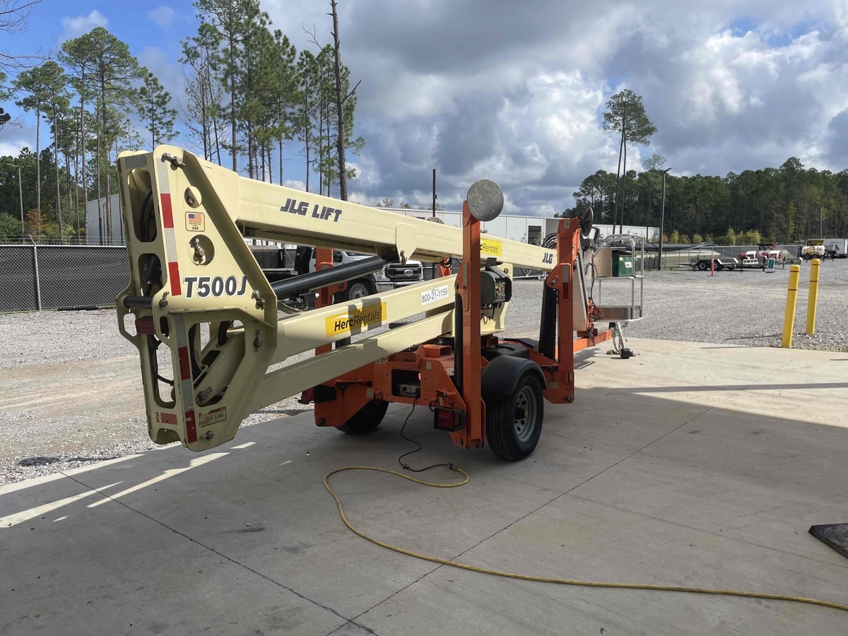 2018 JLG T500J-3