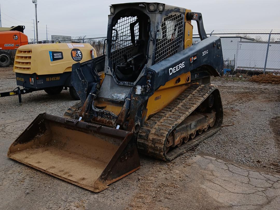 2020 John Deere 331G