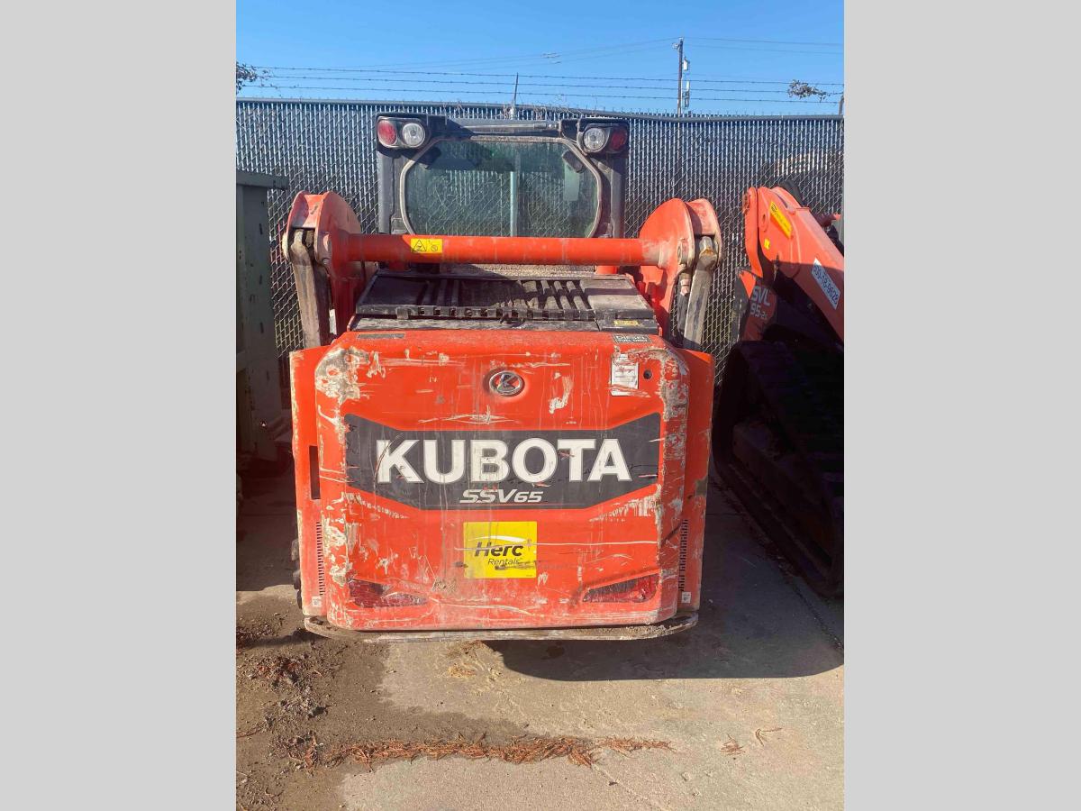 2017 Kubota SSV65