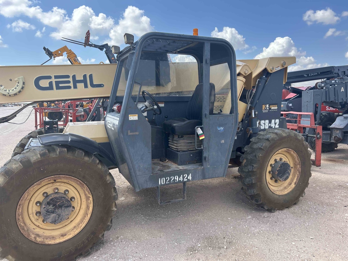 2017 Gehl RS8-42-5