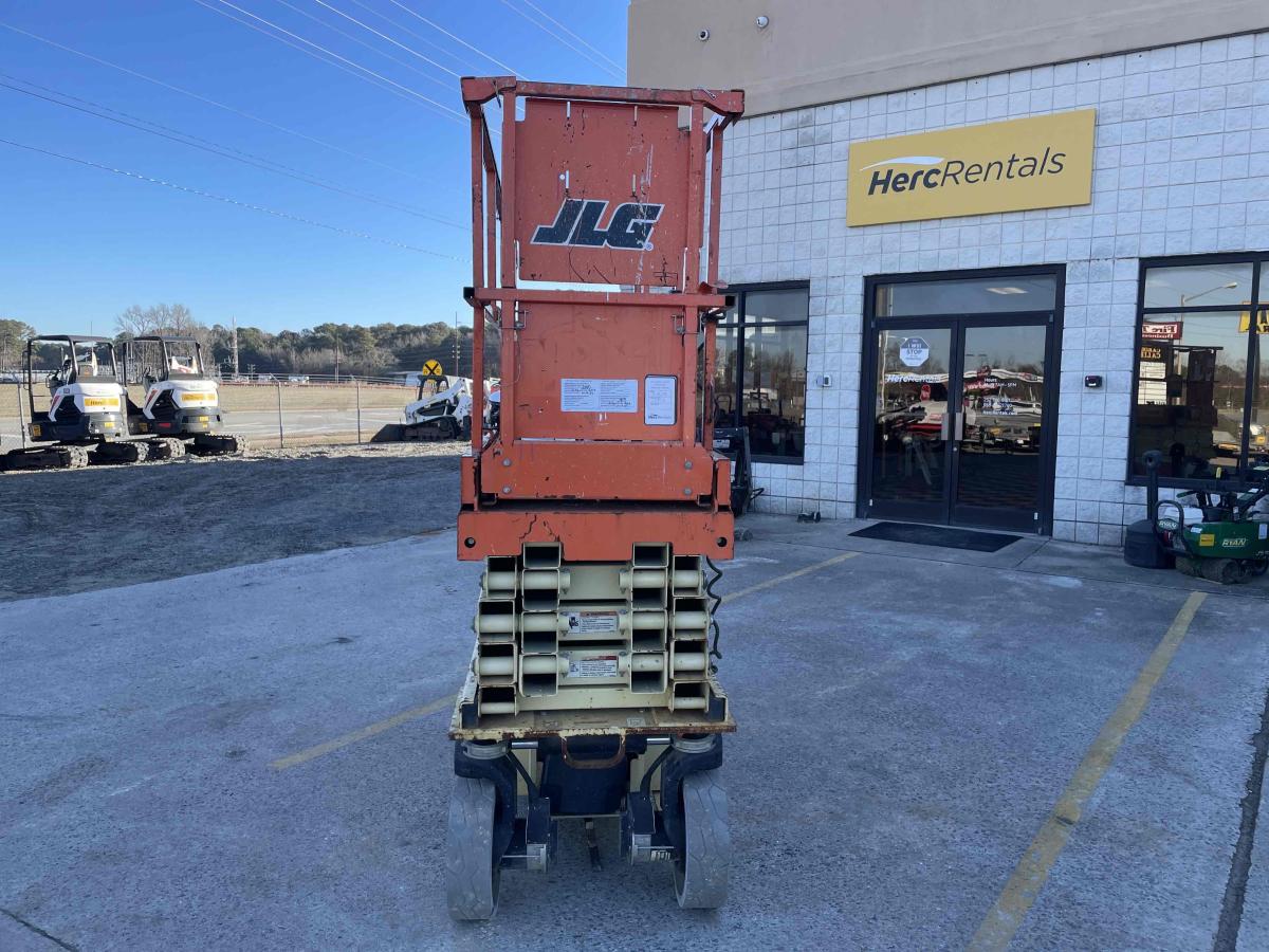 2017 JLG 2632ES