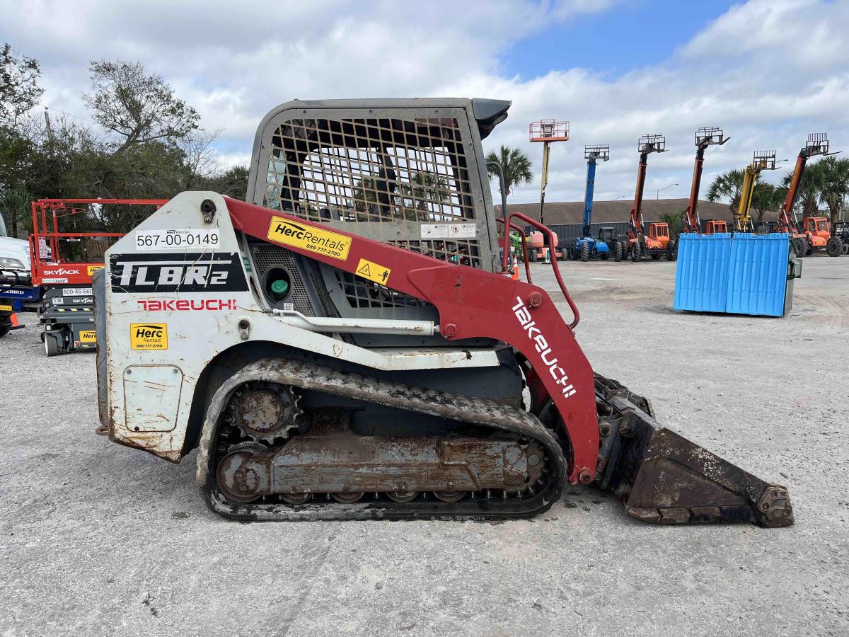 2020 Takeuchi TL8