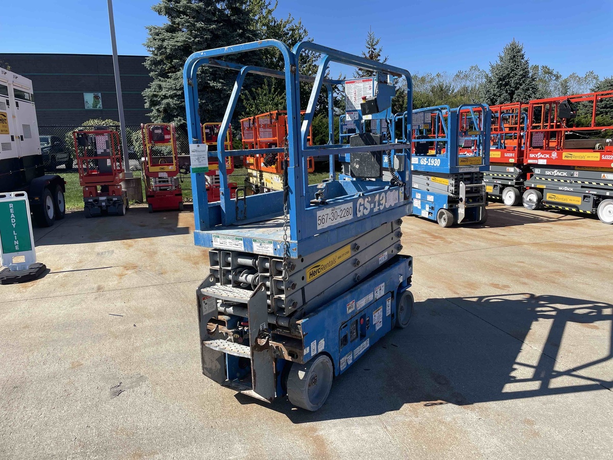 2017 Genie GS-1930-4