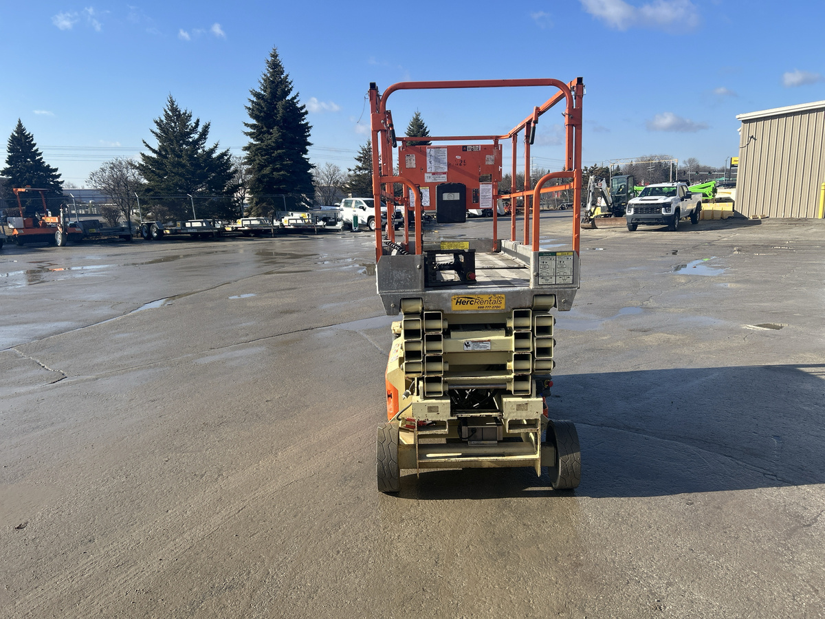 2012 JLG 3246ES-5