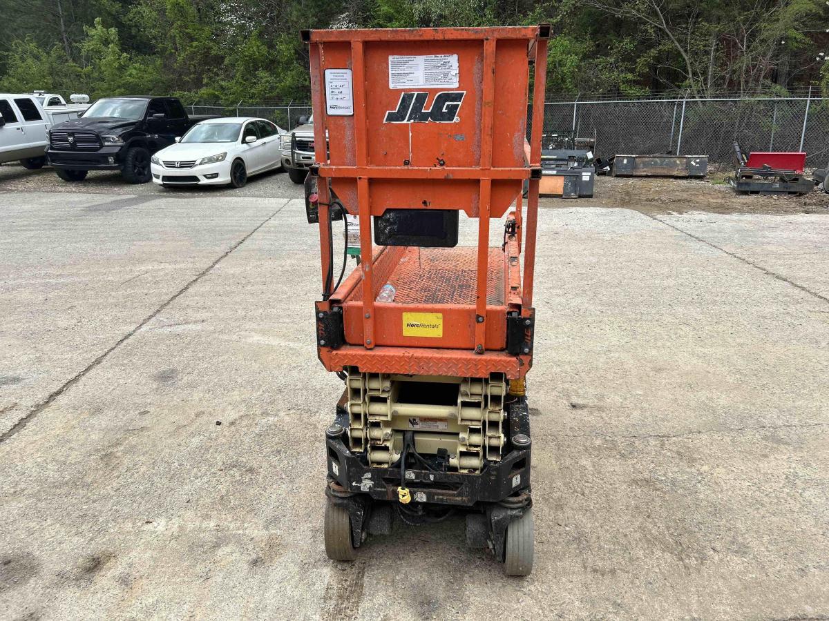 2018 JLG 1932R