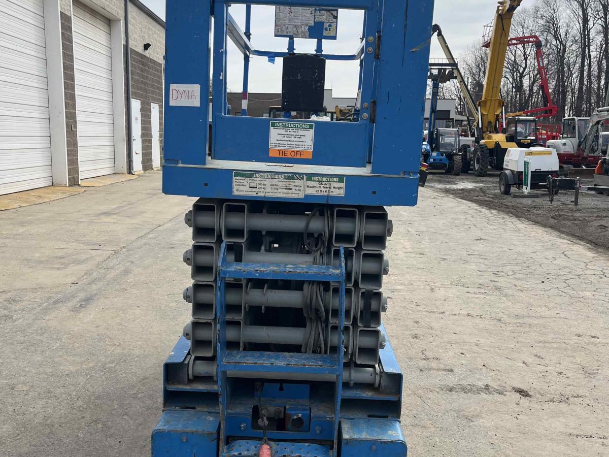 2015 Genie GS-3232-6