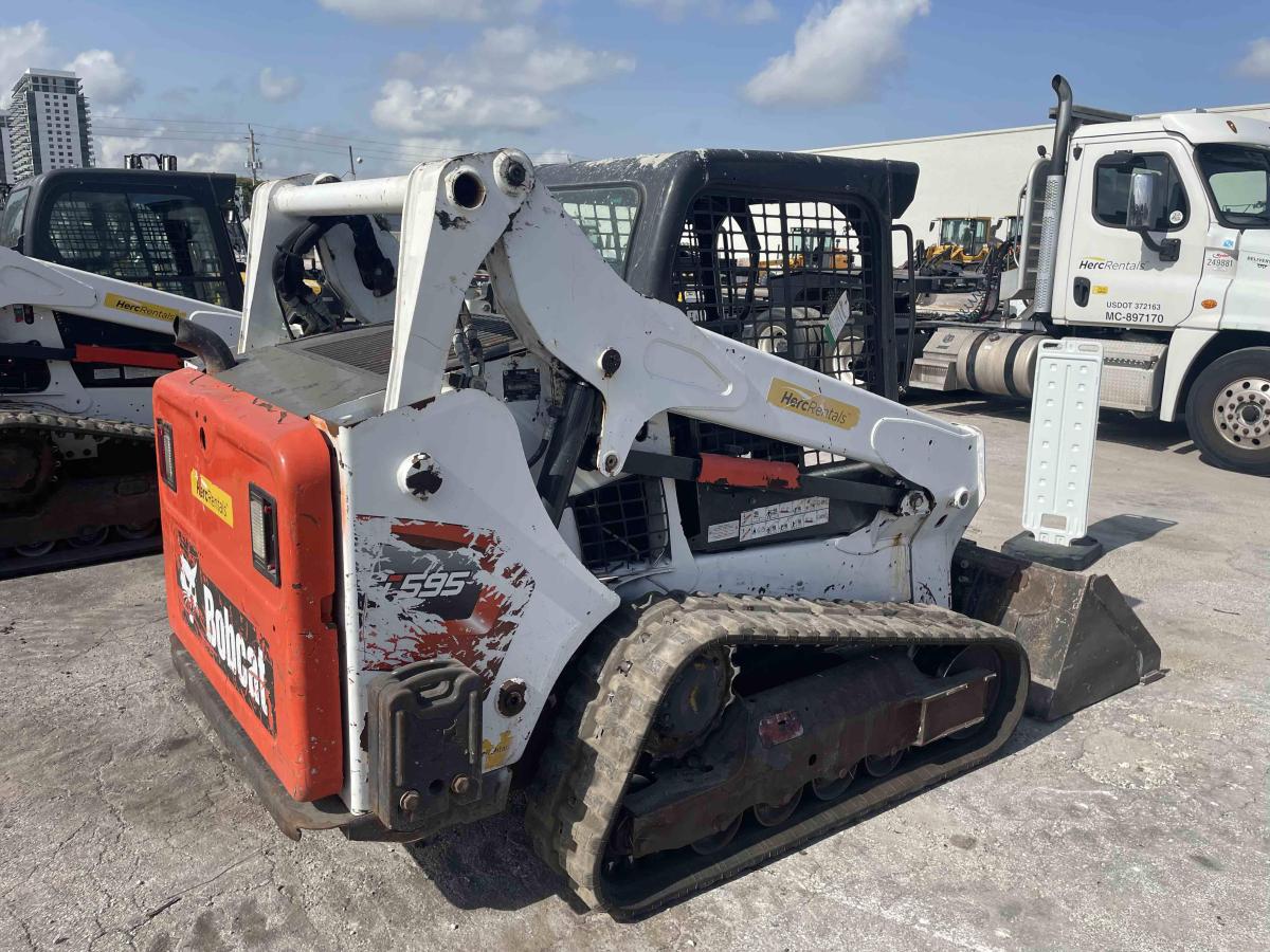 2021 Bobcat T595