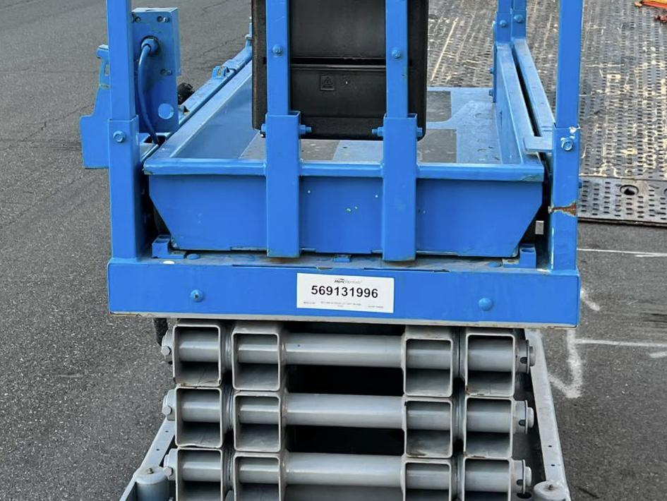 2017 Genie GS-1930