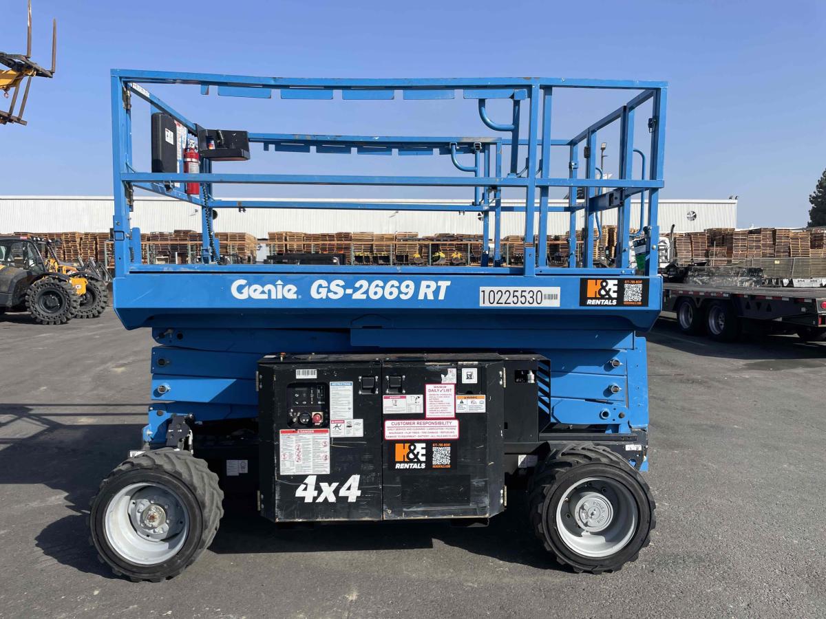 2017 Genie GS-2669 RT