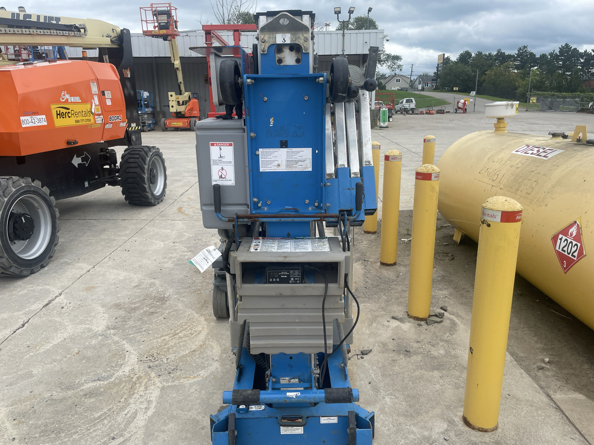 2018 Genie AWP-25S-3