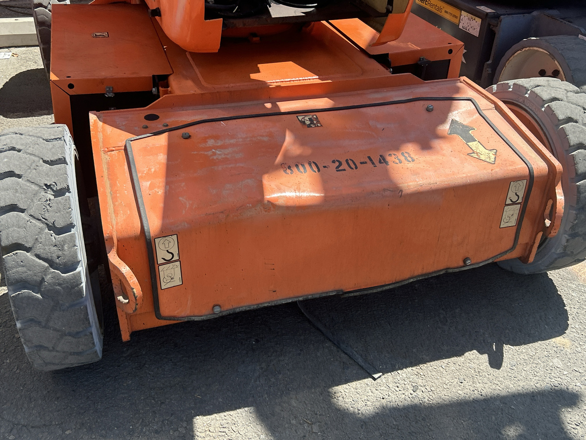 2018 JLG E450AJ-12