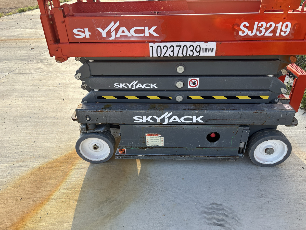 2018 Skyjack SJ3219-9