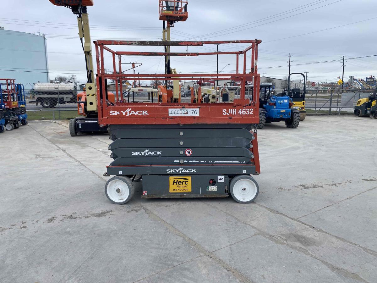 2018 Skyjack SJ4632