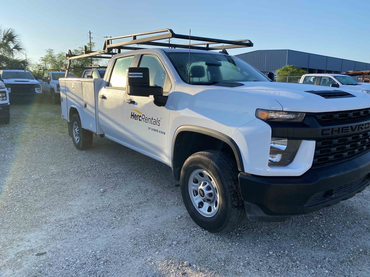 2021 Chevrolet 3500-2