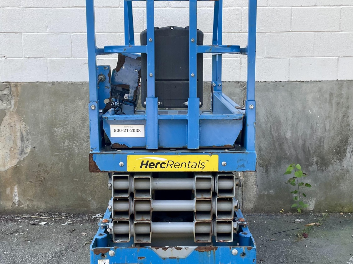 2018 Genie GS-1930-2
