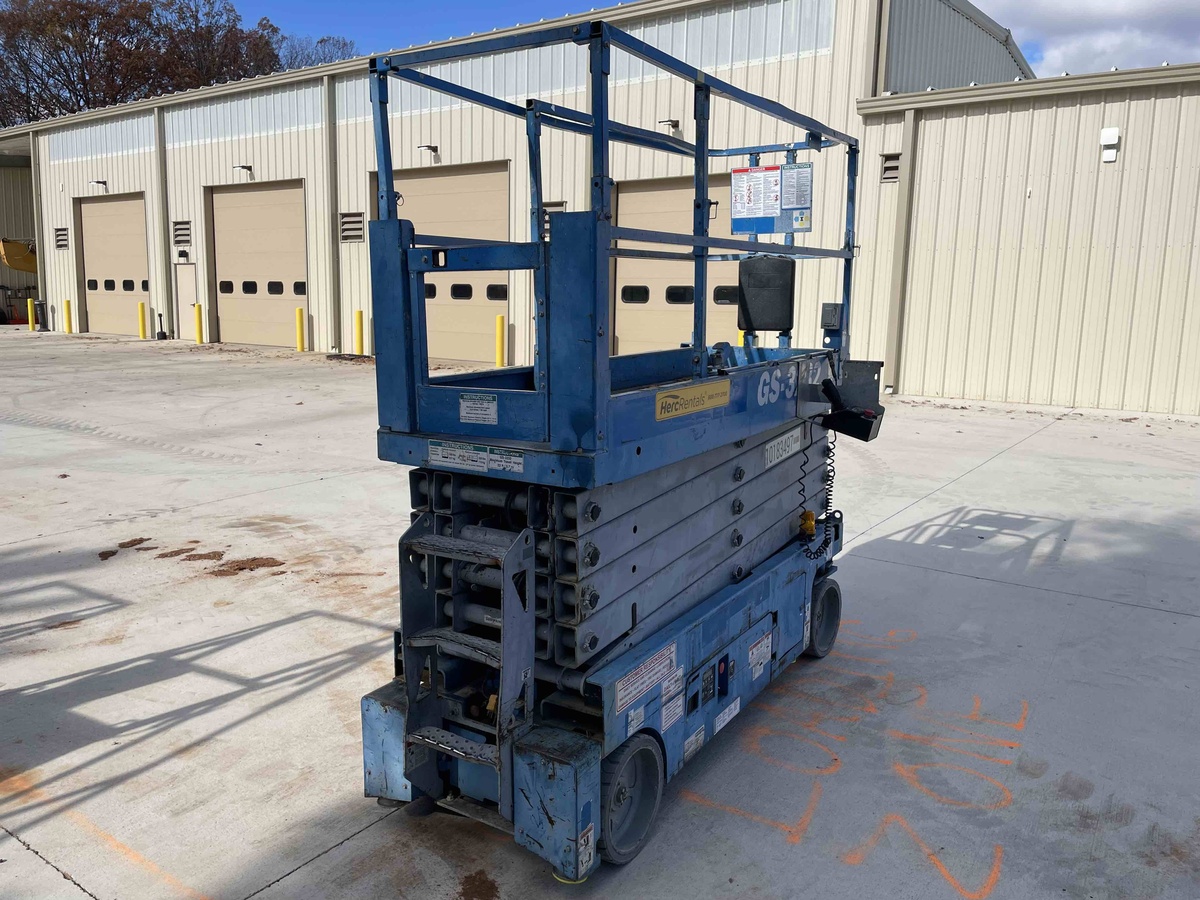 2016 Genie GS-3232-5