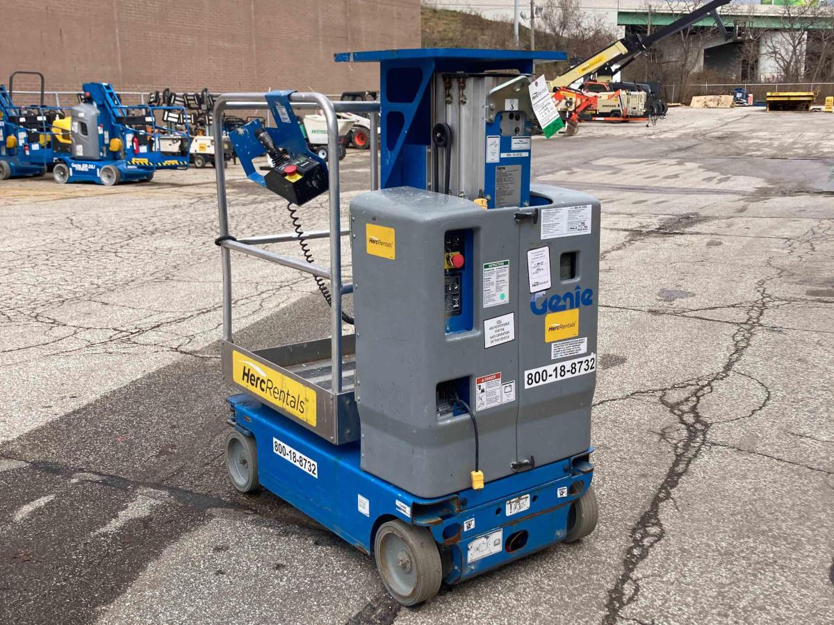 2017 Genie GR-12