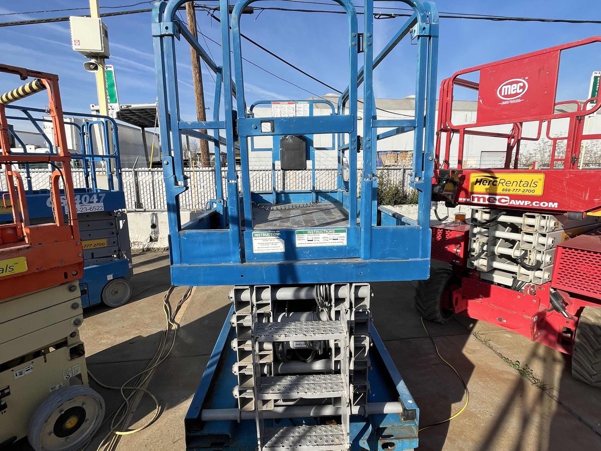 2016 Genie GS-4047-2