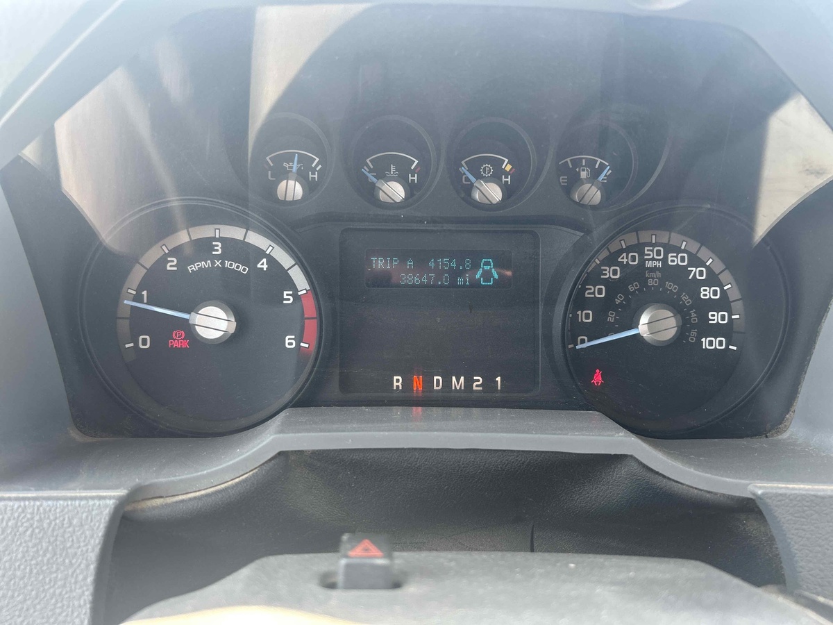 2019 Ford F750-4