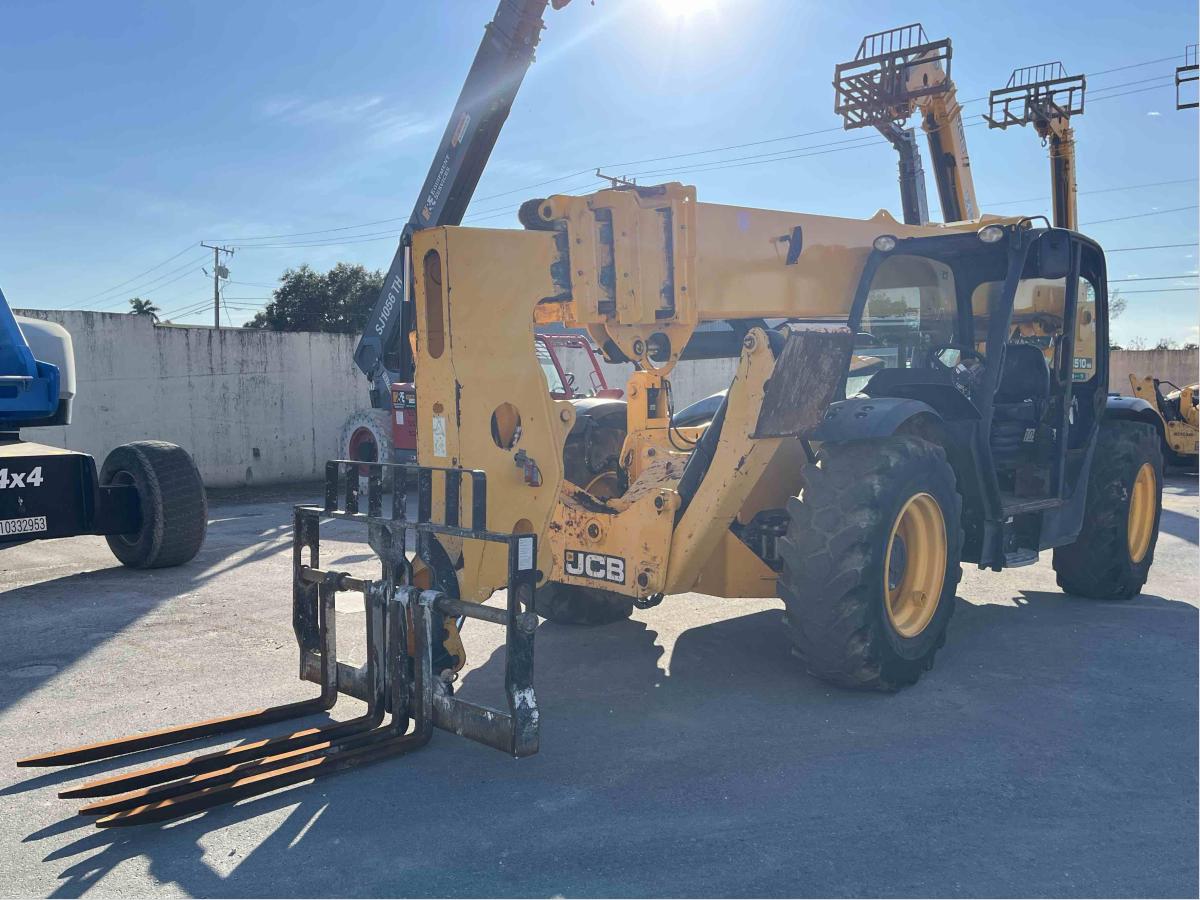 2017 JCB 510-56