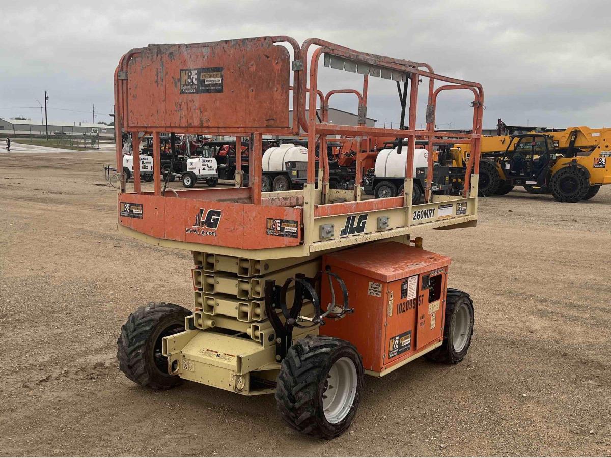 2017 JLG 260MRT-2