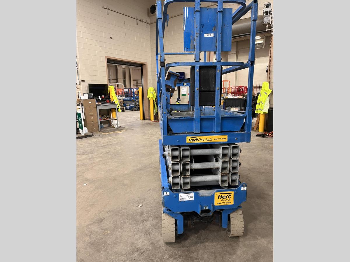 2013 Genie GS-2632