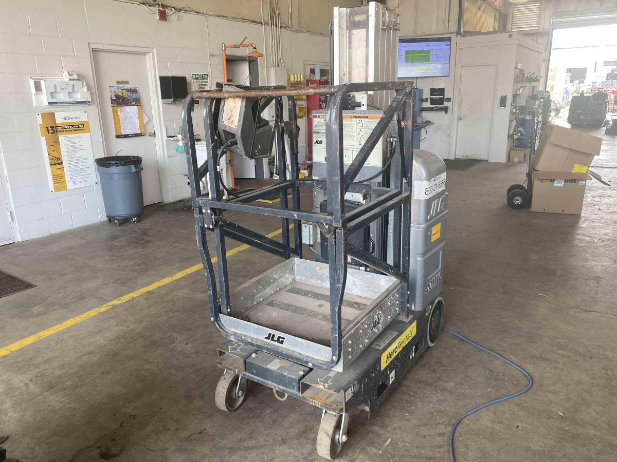 2018 JLG 20MVL