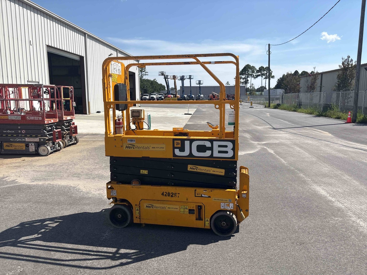 2022 JCB S1930E-2
