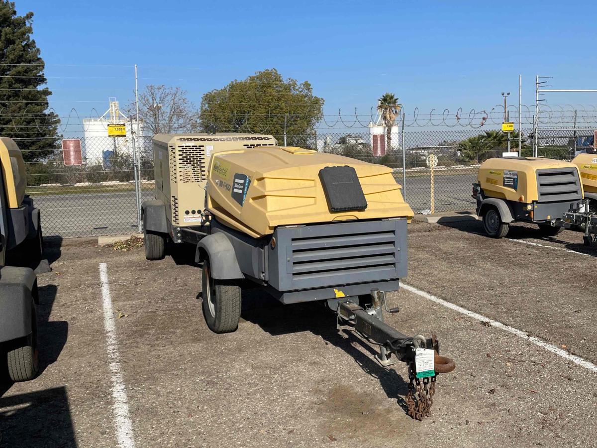 2017 Atlas Copco XAS 400