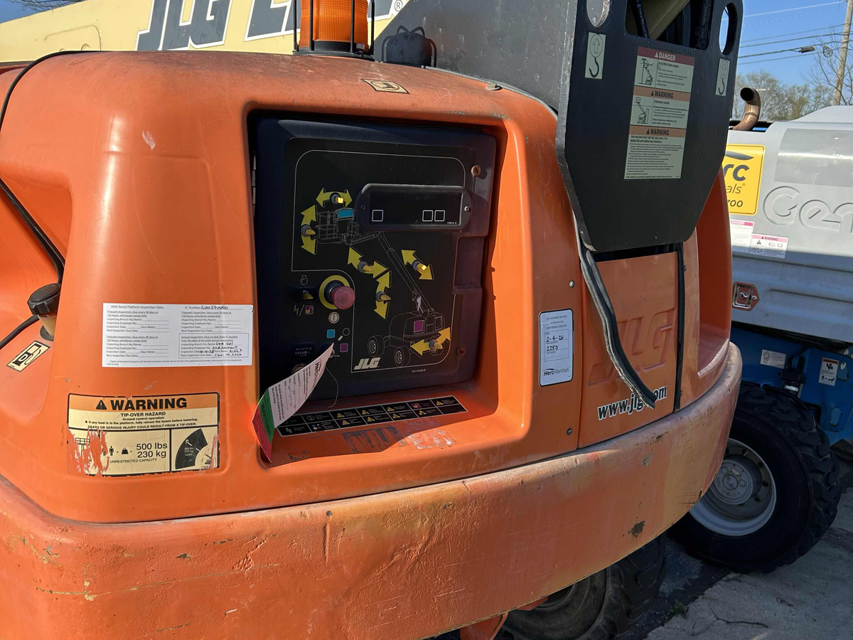 2011 JLG 460SJ-4