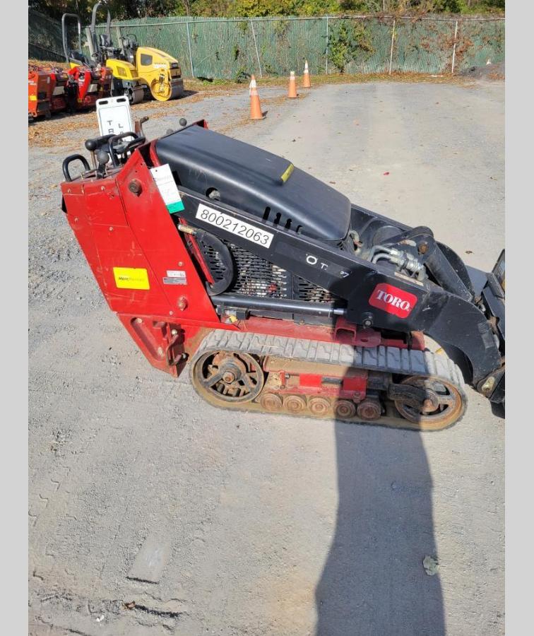 2018 Toro DINGO TX 427