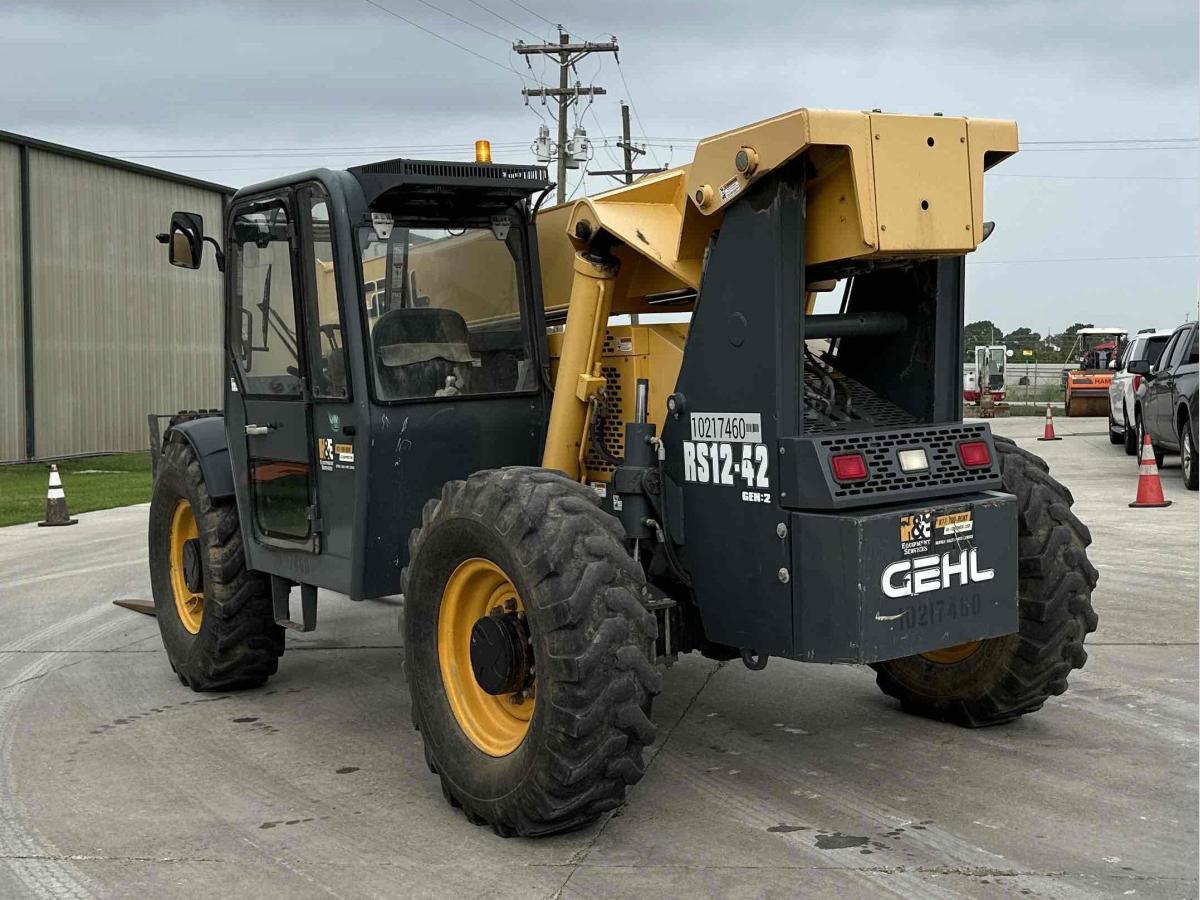 2017 Gehl RS12-42