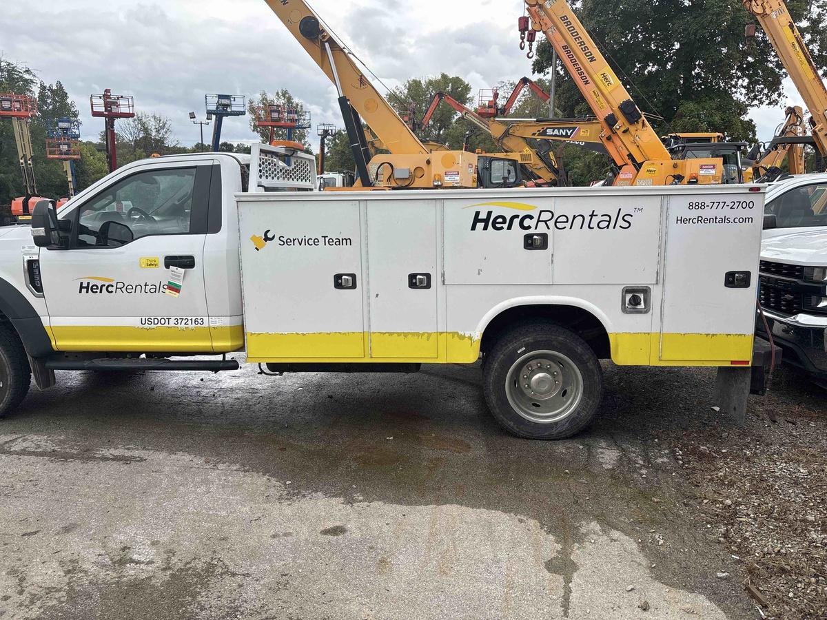 2018 Ford F550-2