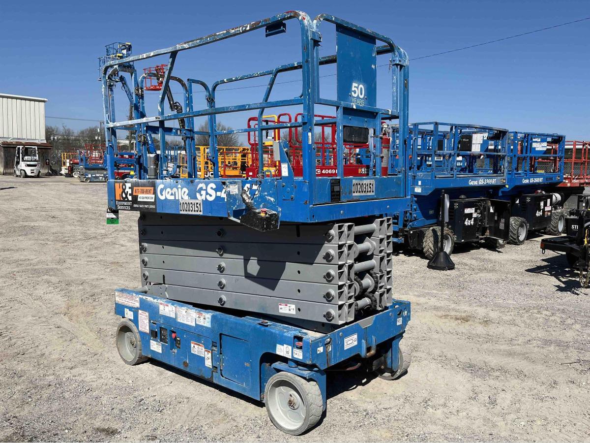 2016 Genie GS-4047
