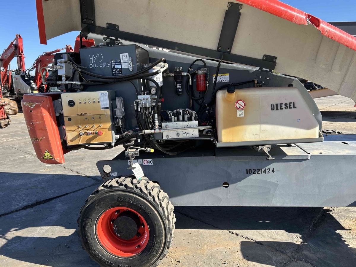 2017 Skyjack SJ45 T-10
