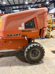2018 JLG 460SJ-13