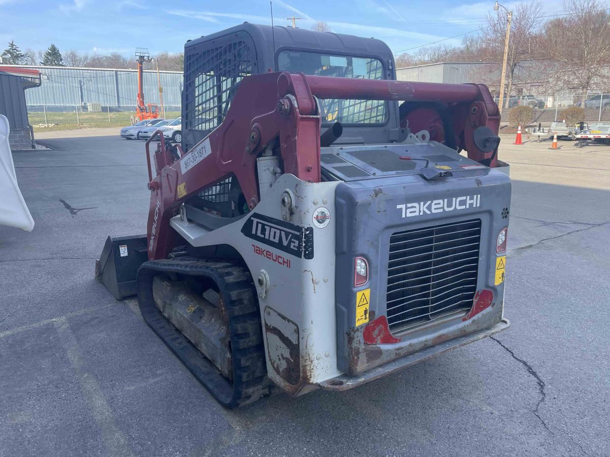 2019 Takeuchi TL10V2
